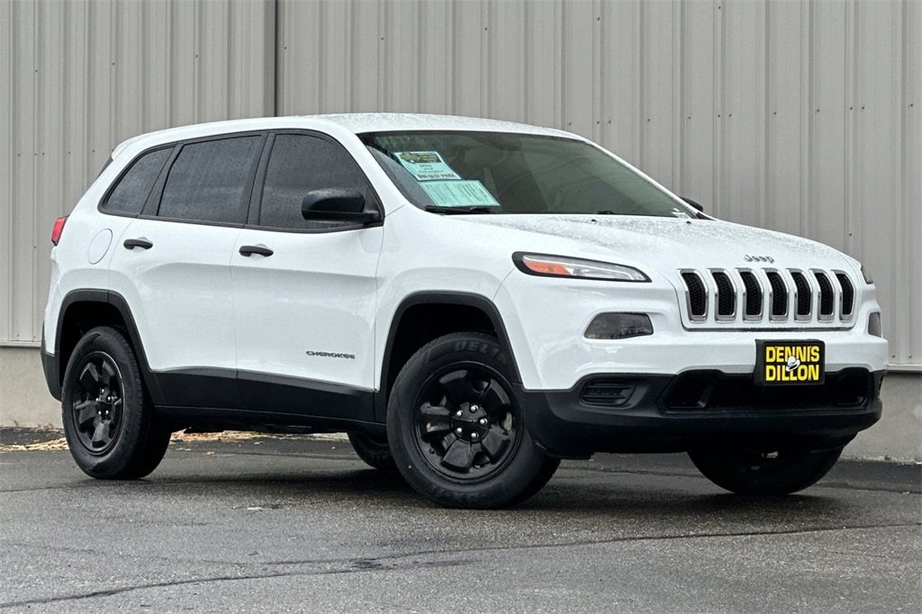 Used 2016 Jeep Cherokee Sport