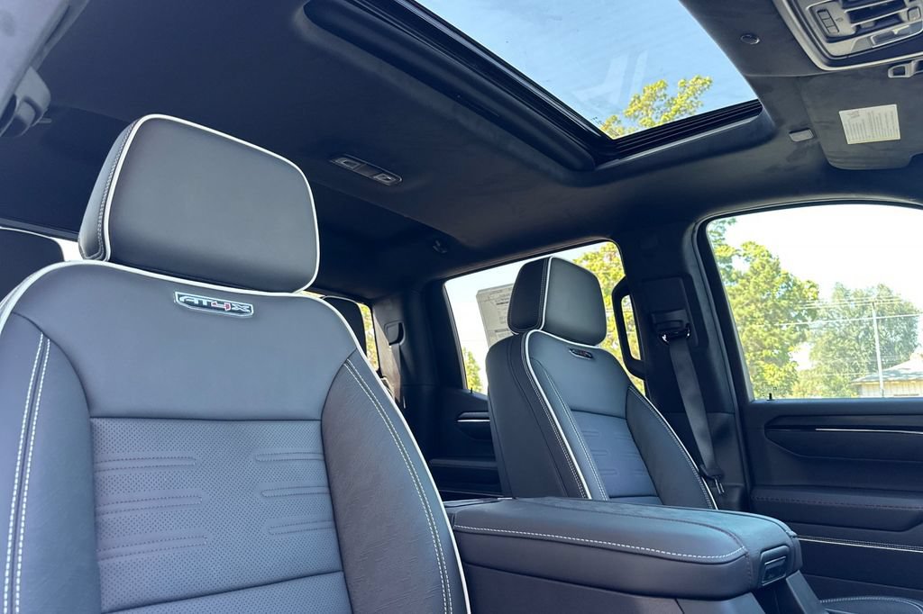 2026 GMC Sierra 1500 AT4X - Photo 17