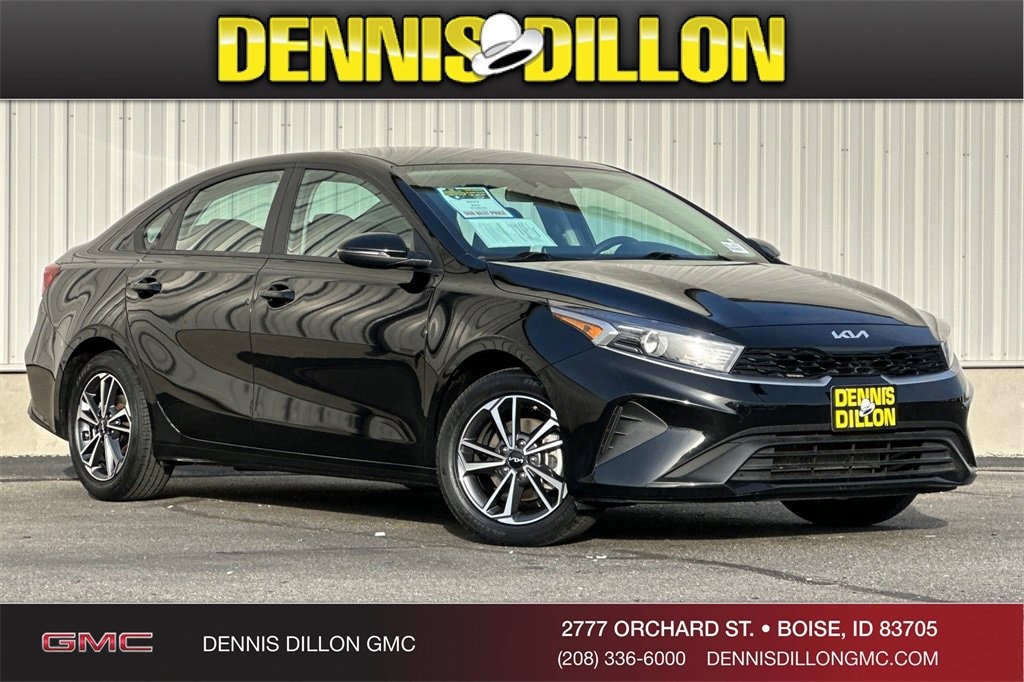 2023 Kia Forte LXS's photo