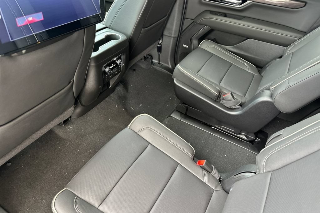 2026 GMC Yukon Elevation - Photo 12