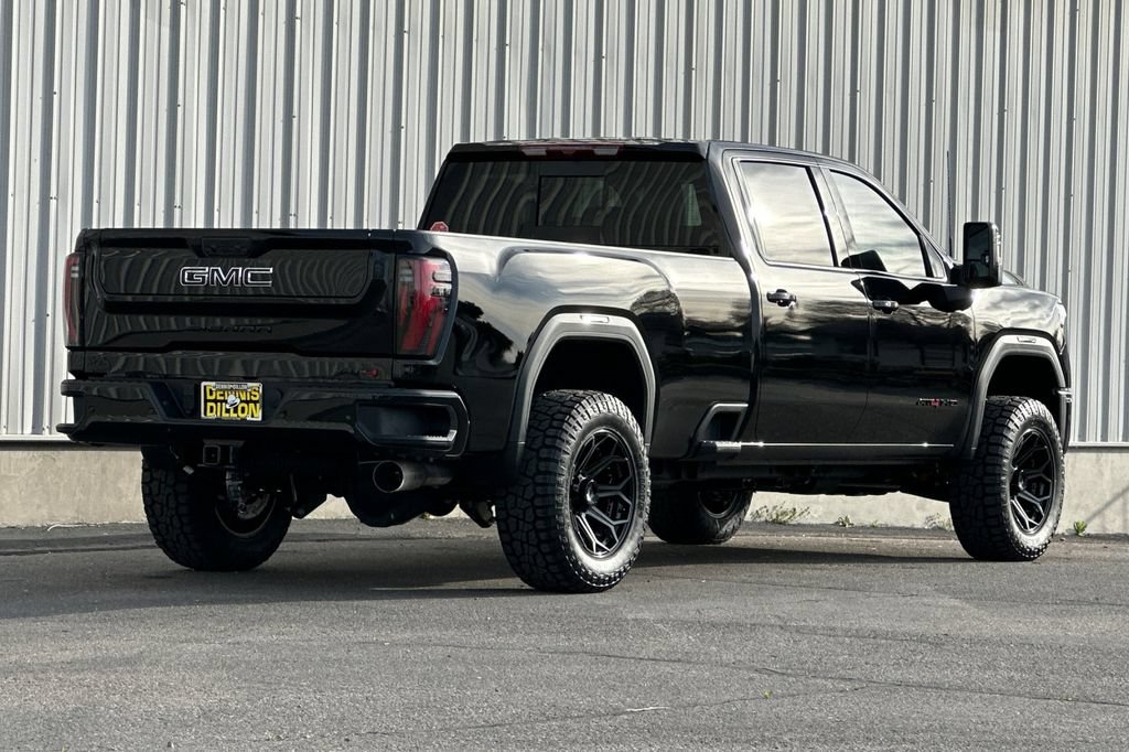 2026 GMC Sierra 3500HD AT4 - Photo 7