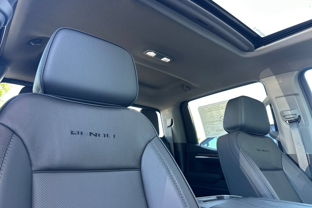 2026 GMC Sierra 1500 Denali - Photo 16