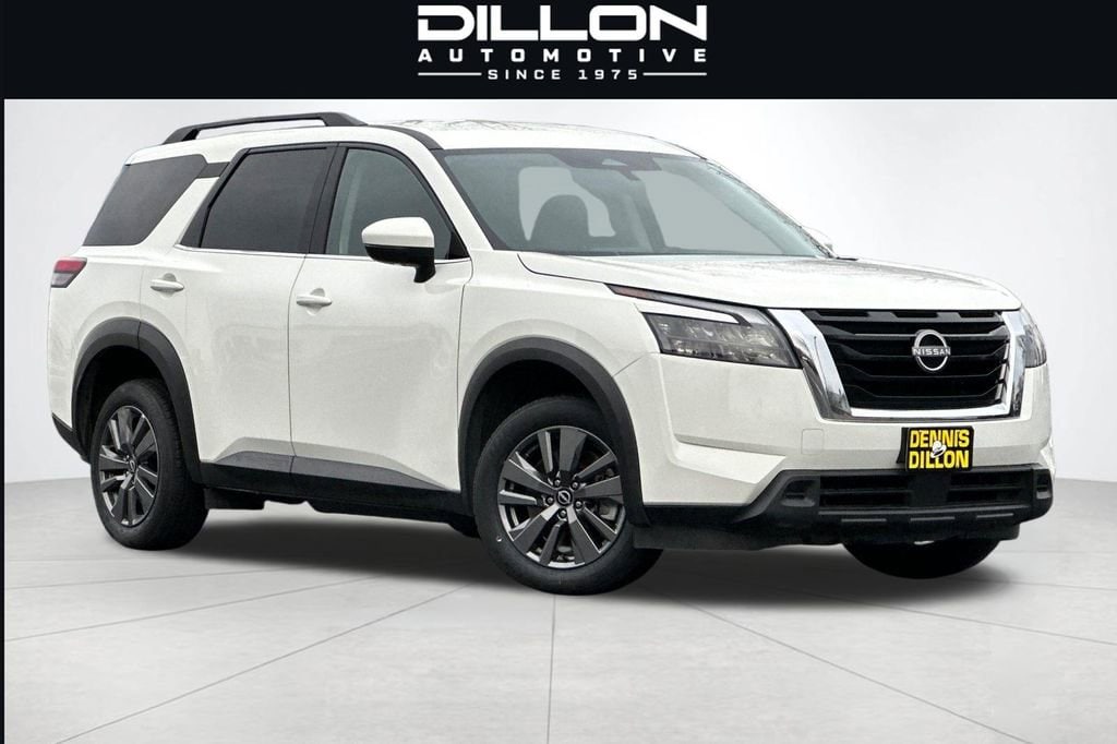 2024 Nissan Pathfinder SV 4WD's photo
