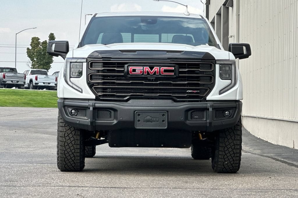 2026 GMC Sierra 1500 AT4X - Photo 12