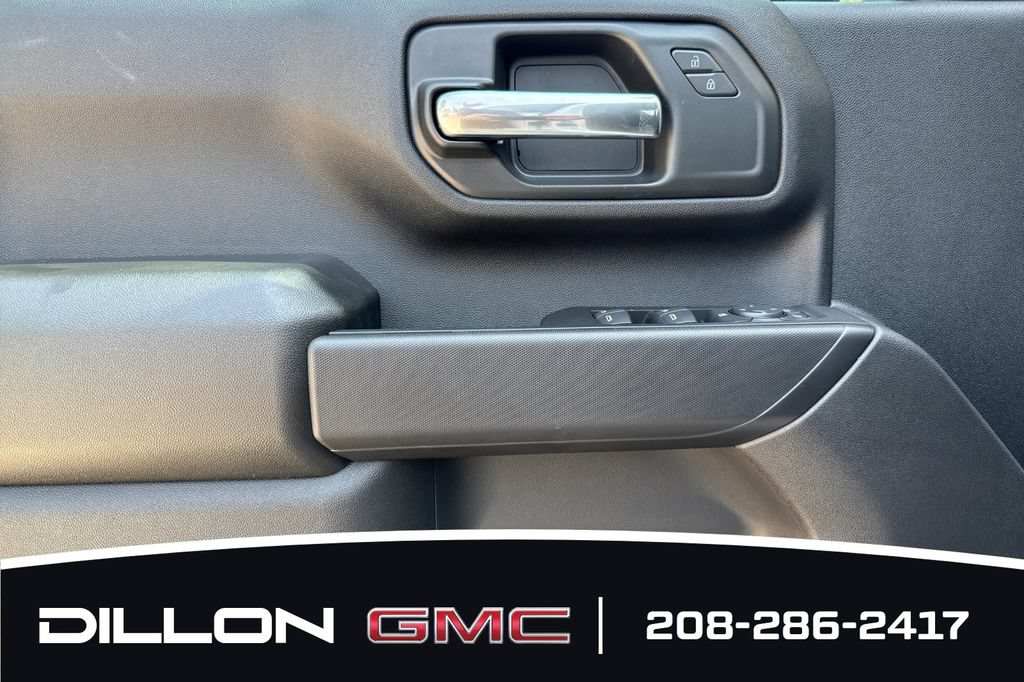 2026 GMC Sierra 2500HD Pro - Photo 13