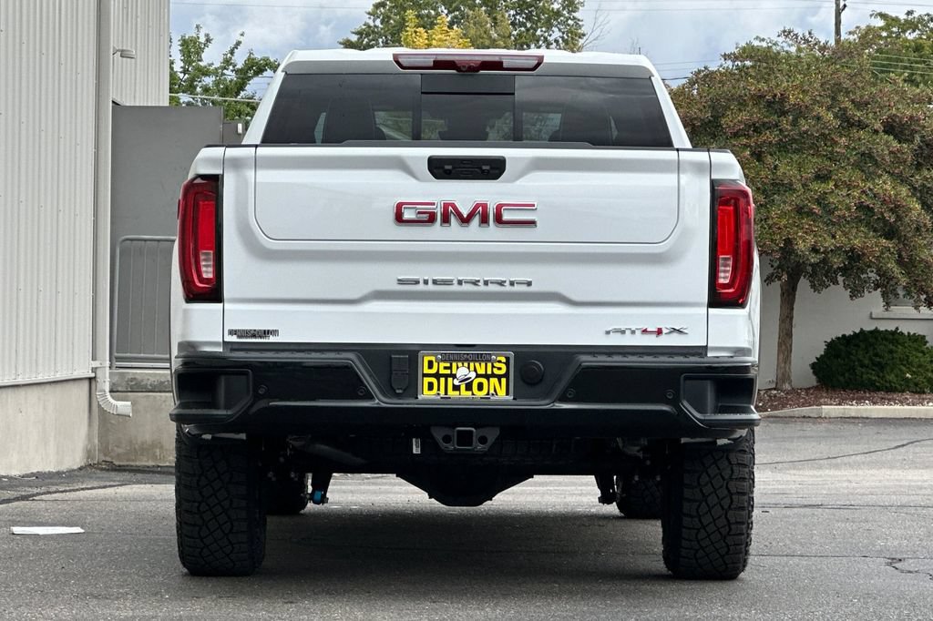 2026 GMC Sierra 1500 AT4X - Photo 8