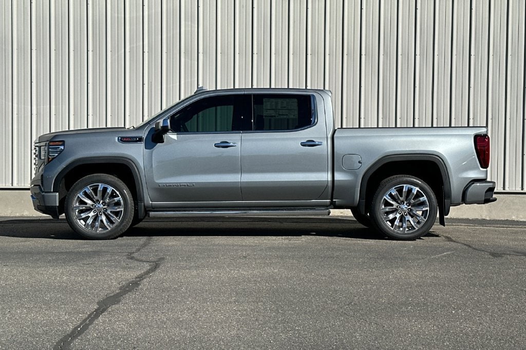 2026 GMC Sierra 1500 Denali - Photo 9