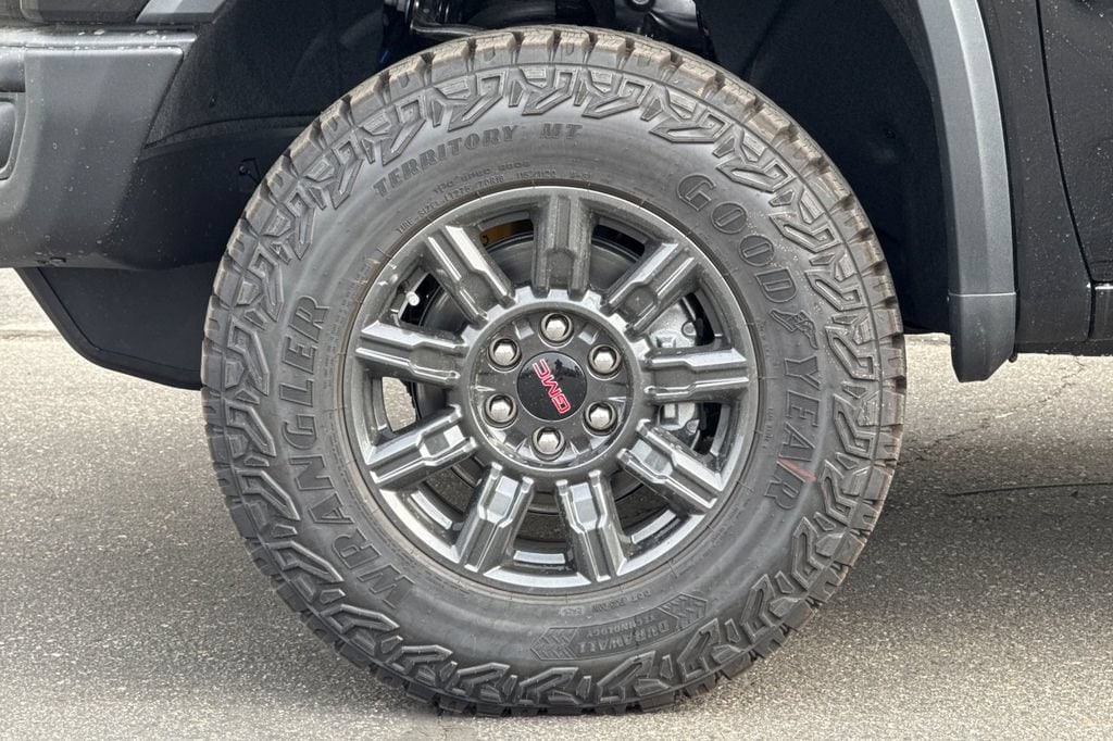 2026 GMC Sierra 1500 AT4X - Photo 28