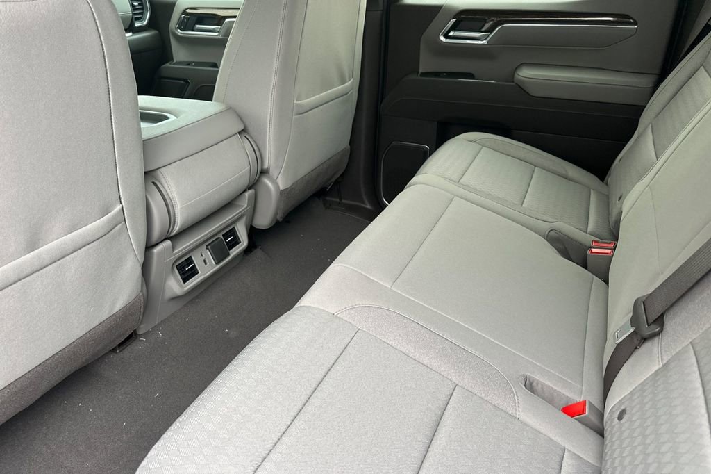 2026 GMC Sierra 1500 SLE - Photo 10