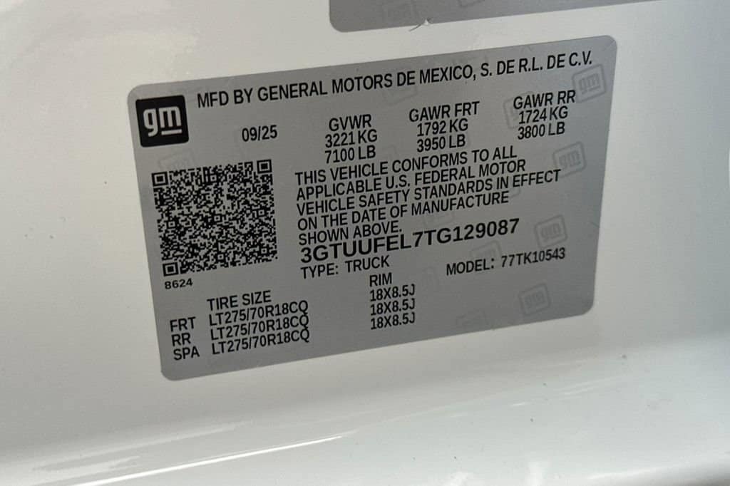 2026 GMC Sierra 1500 AT4X - Photo 23