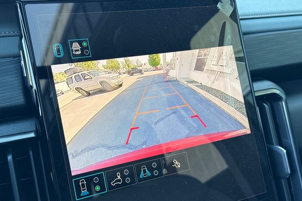 2026 GMC Acadia AT4 - Photo 20