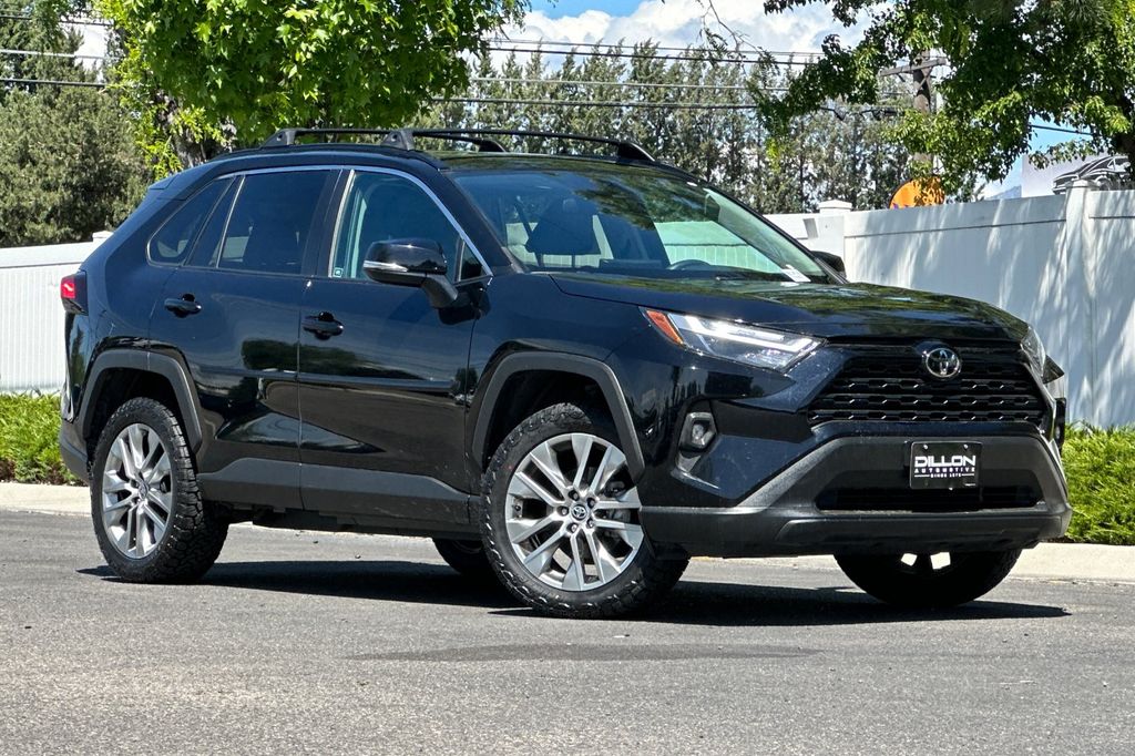 2022 Toyota RAV4 XLE Premium FWD's photo