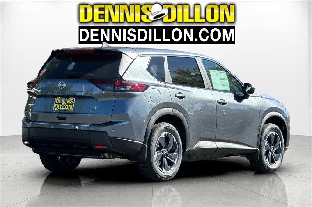 2026 Nissan Rogue SV photo 2