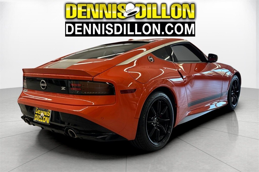 2024 Nissan Z Performance photo 3