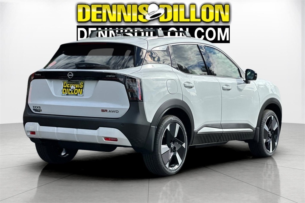 New 2026 Nissan Kicks SR SUV