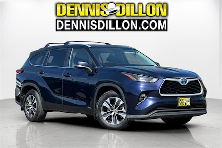 2023 Toyota Highlander Hybrid XLE SUV