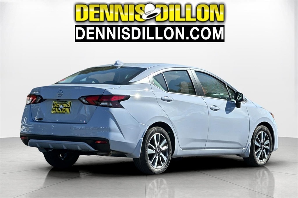 New 2025 Nissan Versa 1.6 SV Sedan