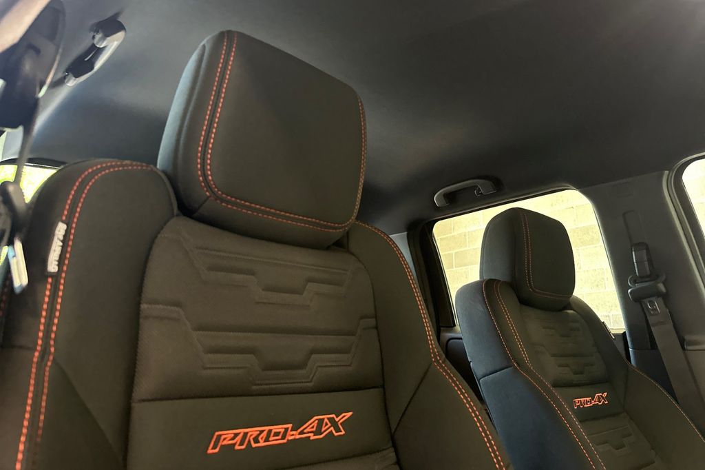 2026 Nissan Frontier PRO-4X - Photo 15