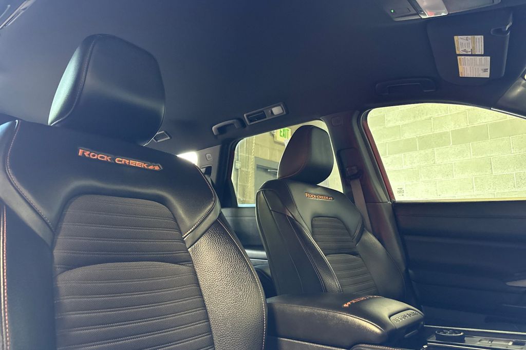 2025 Nissan Pathfinder Rock Creek - Photo 17