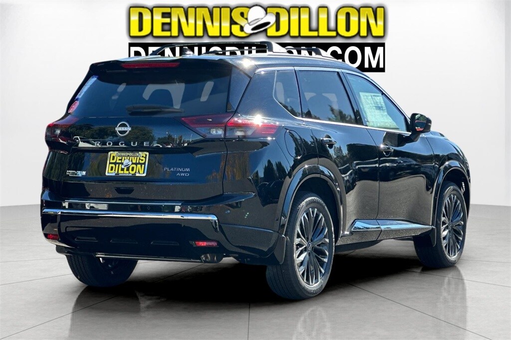 2026 Nissan Rogue Platinum photo 3