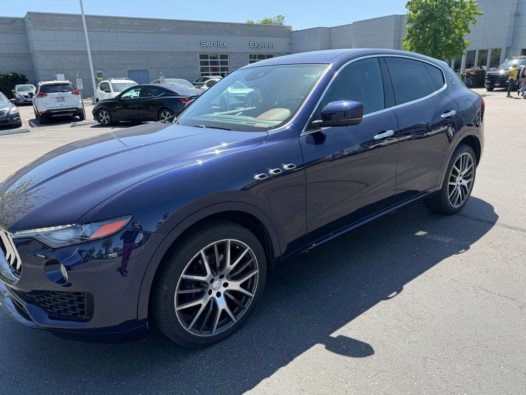 2019 Maserati Levante Levante's photo