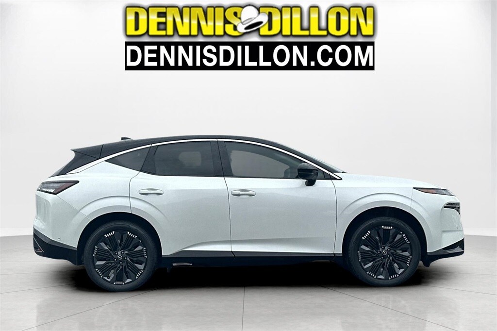 2025 Nissan Murano Platinum photo 2