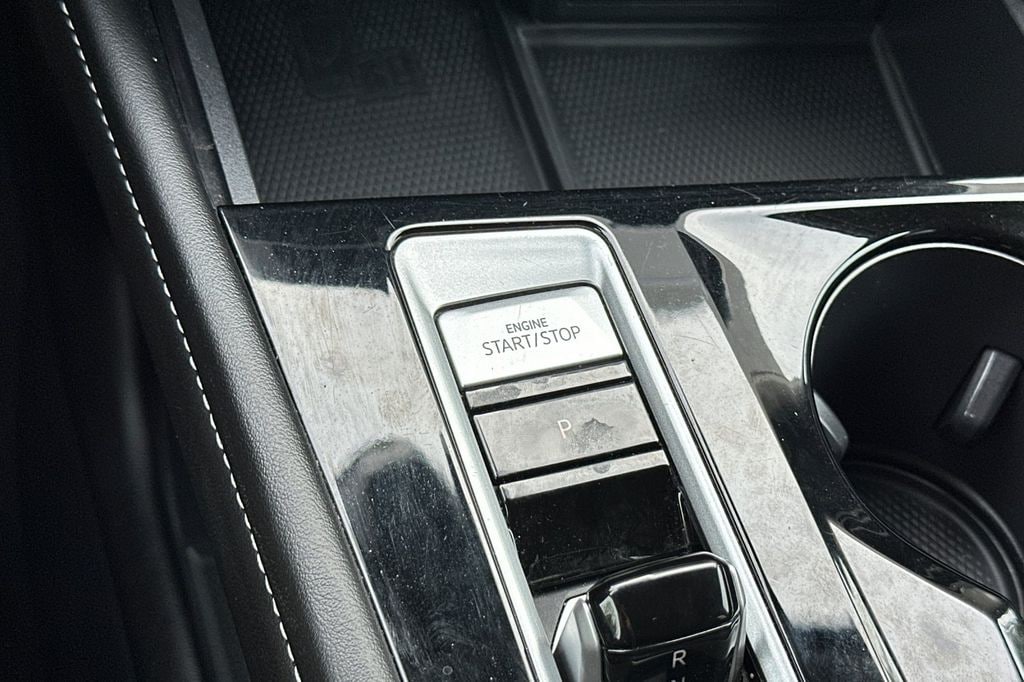 2024 Volkswagen Atlas SE w/Tech - Photo 24