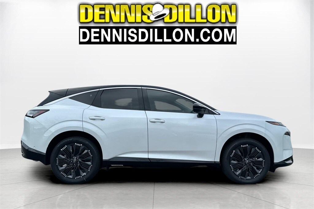 2025 Nissan Murano Platinum photo 2