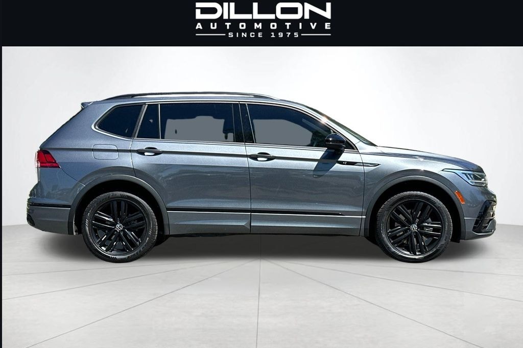 Used 2022 Volkswagen Tiguan 2.0T SE R-Line Black SUV