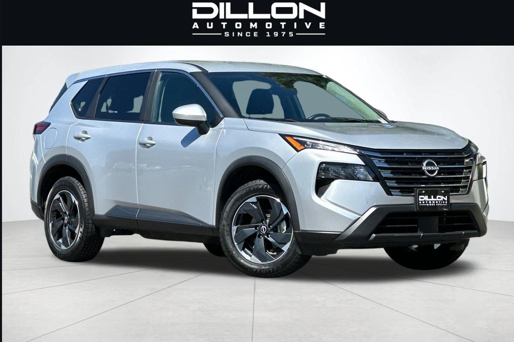 2024 Nissan Rogue SV AWD's photo