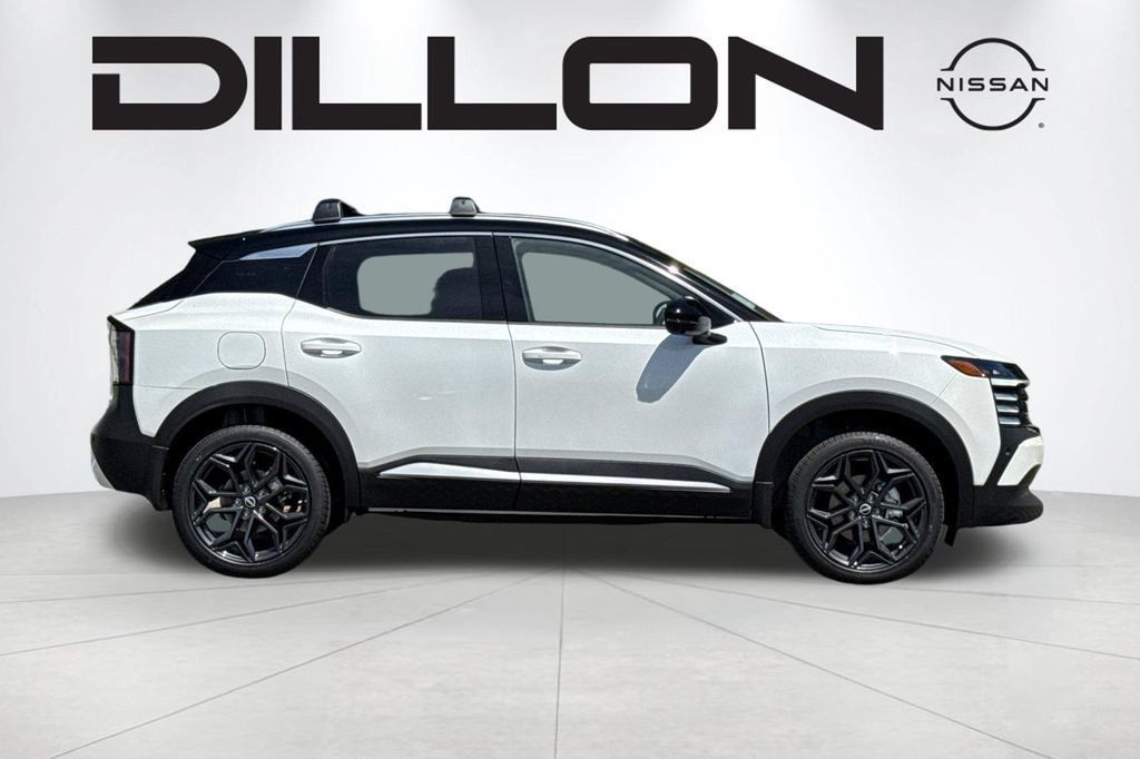 New 2026 Nissan Kicks SR SUV