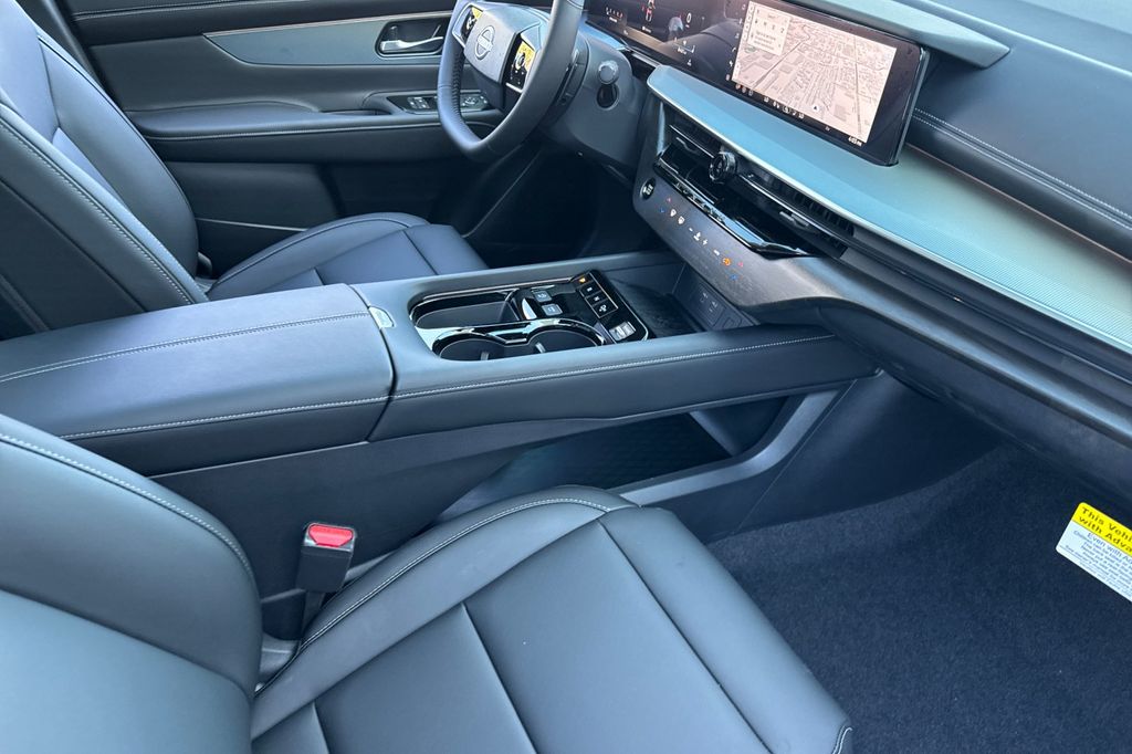 2025 Nissan Murano SL - Photo 15