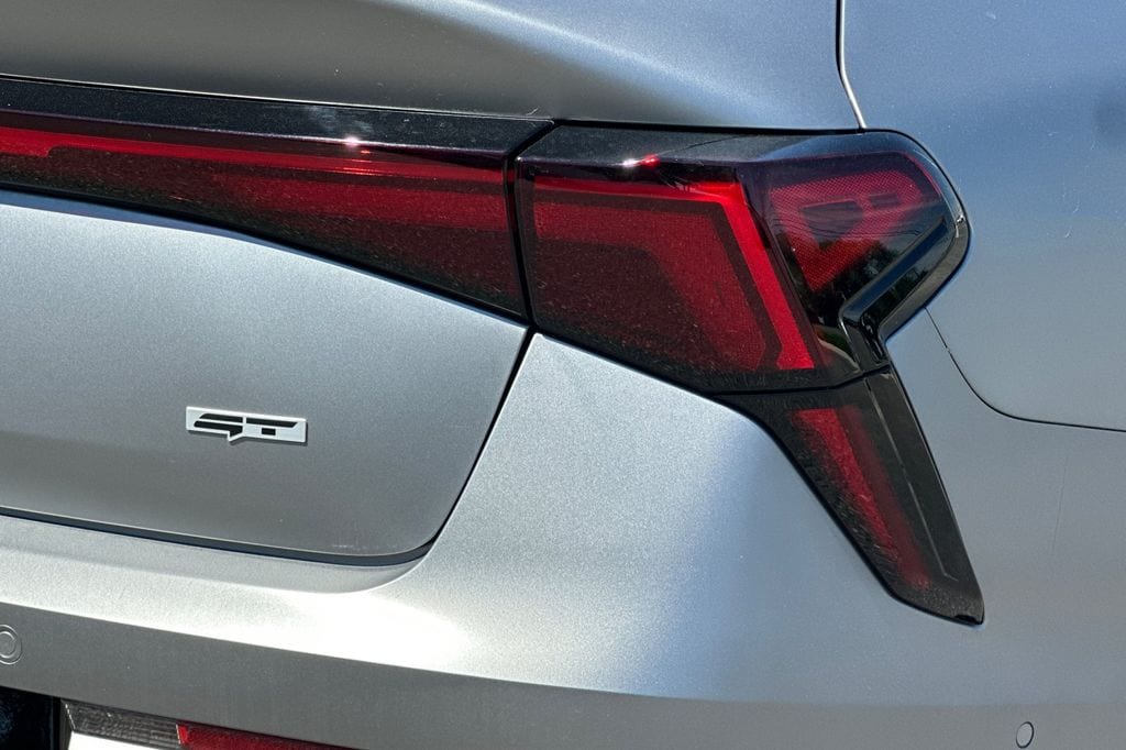 2026 Kia K5 GT - Photo 26