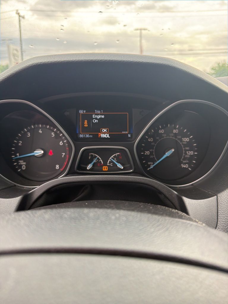2018 Ford Focus Hatch SE's photo