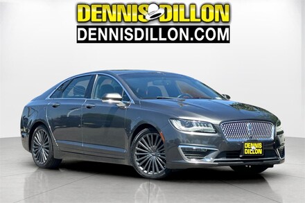 2017 Lincoln MKZ Reserve Sedan