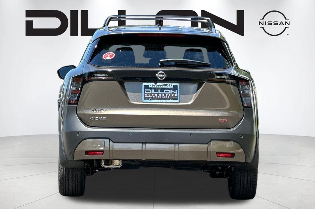 New 2026 Nissan Kicks SR SUV