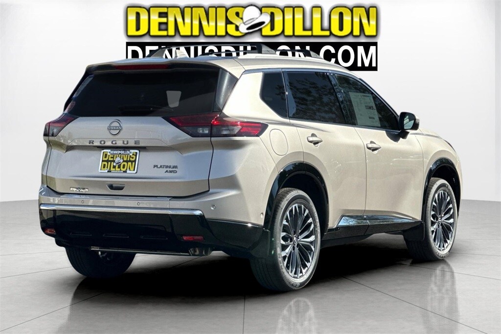 2026 Nissan Rogue Platinum photo 3