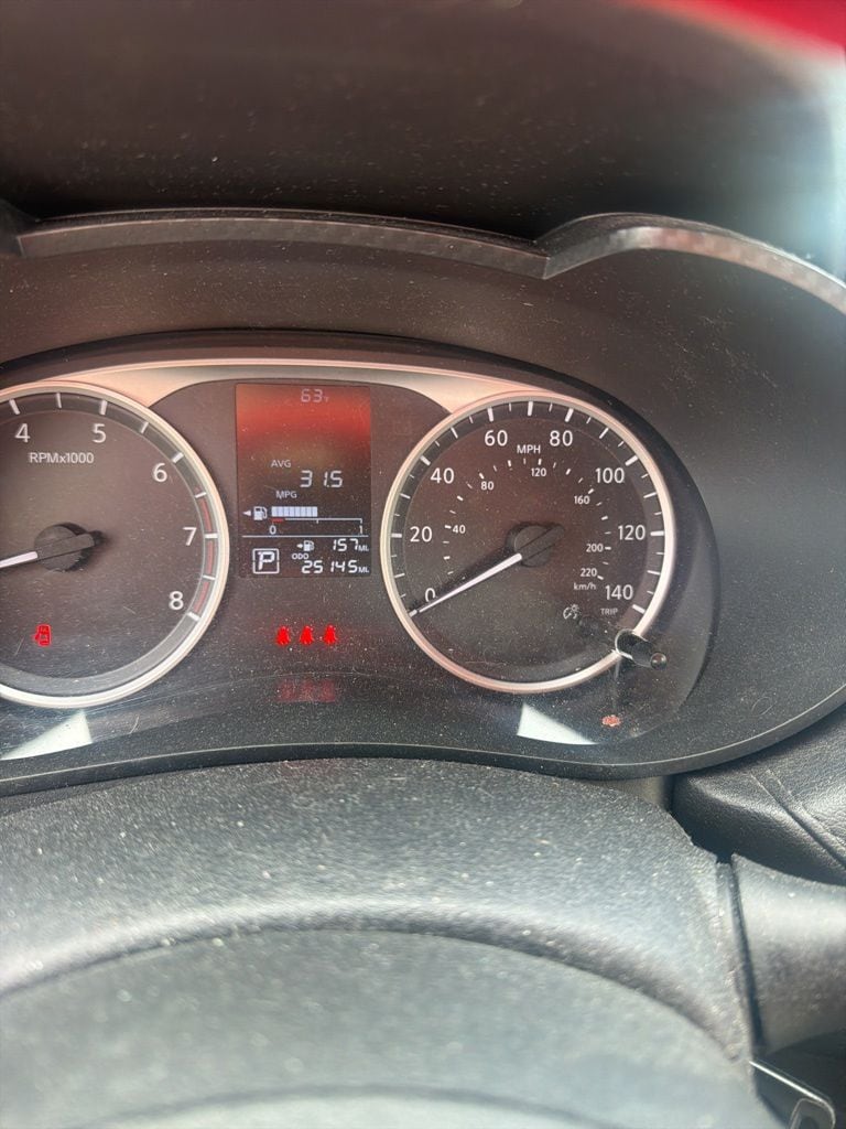 2024 Nissan Versa 1.6 S CVT's photo