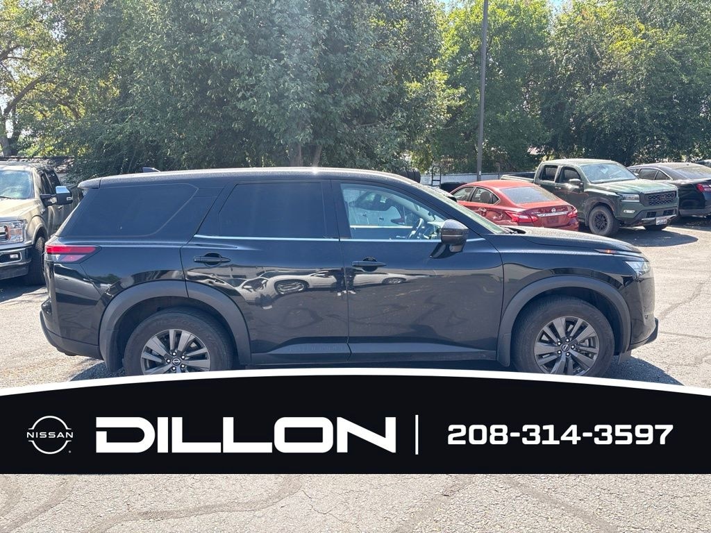 Used 2022 Nissan Pathfinder S SUV