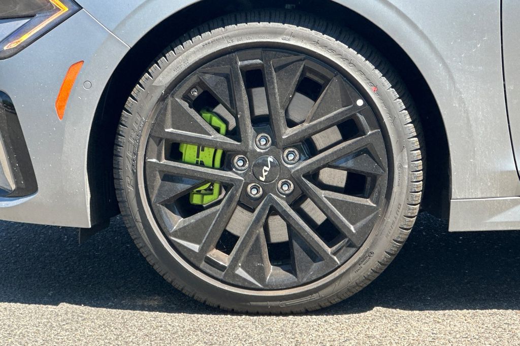 2026 Kia K5 GT - Photo 27