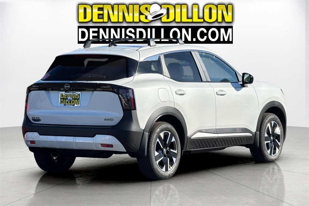 2026 Nissan Kicks SV photo 3