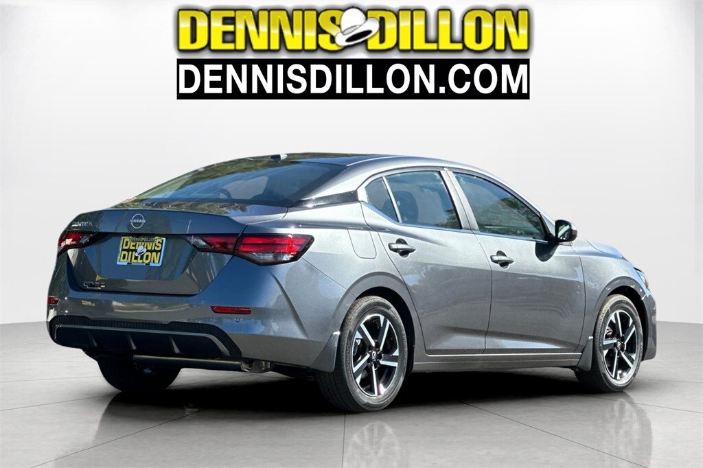 2025 Nissan Sentra SV photo 3