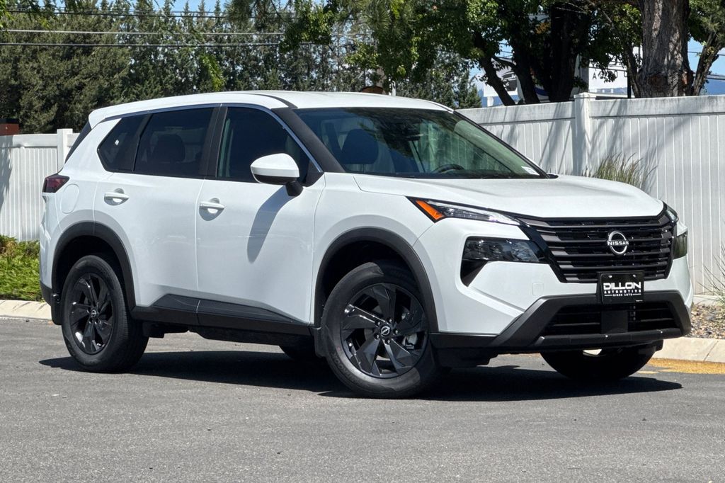 2026 Nissan Rogue SV AWD's photo