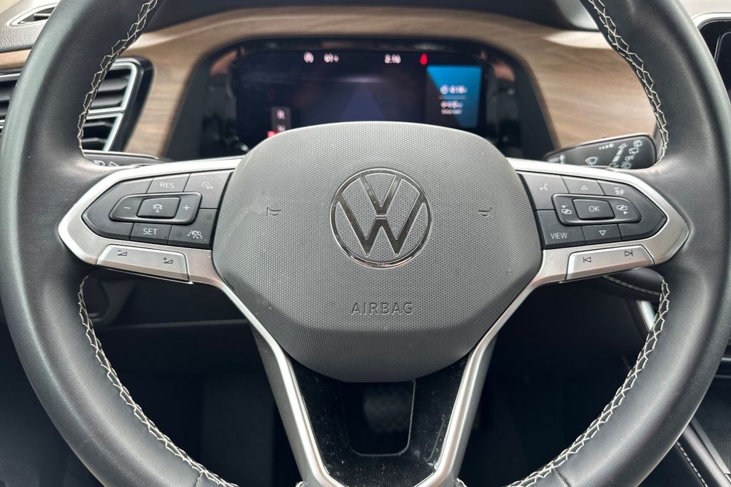 2024 Volkswagen Atlas SE w/Tech - Photo 25