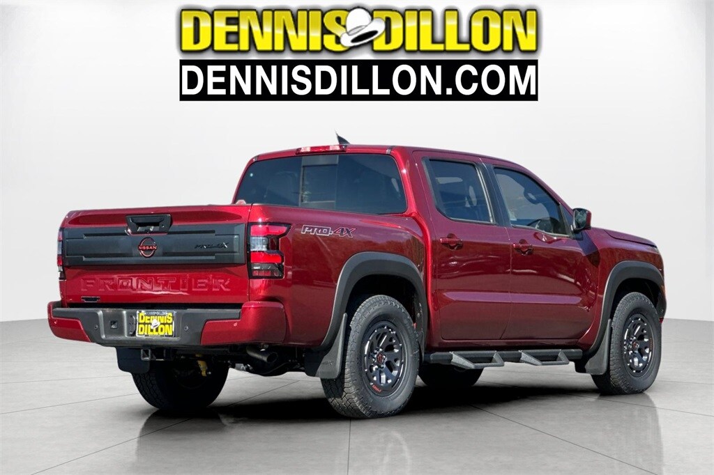 2025 Nissan Frontier PRO-4X photo 3