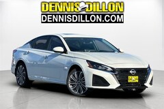 2025 Nissan Altima SL Sedan