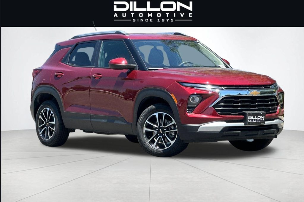 Used 2025 Chevrolet Trailblazer LT SUV