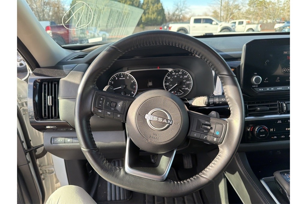 Used 2024 Nissan Pathfinder SV SUV