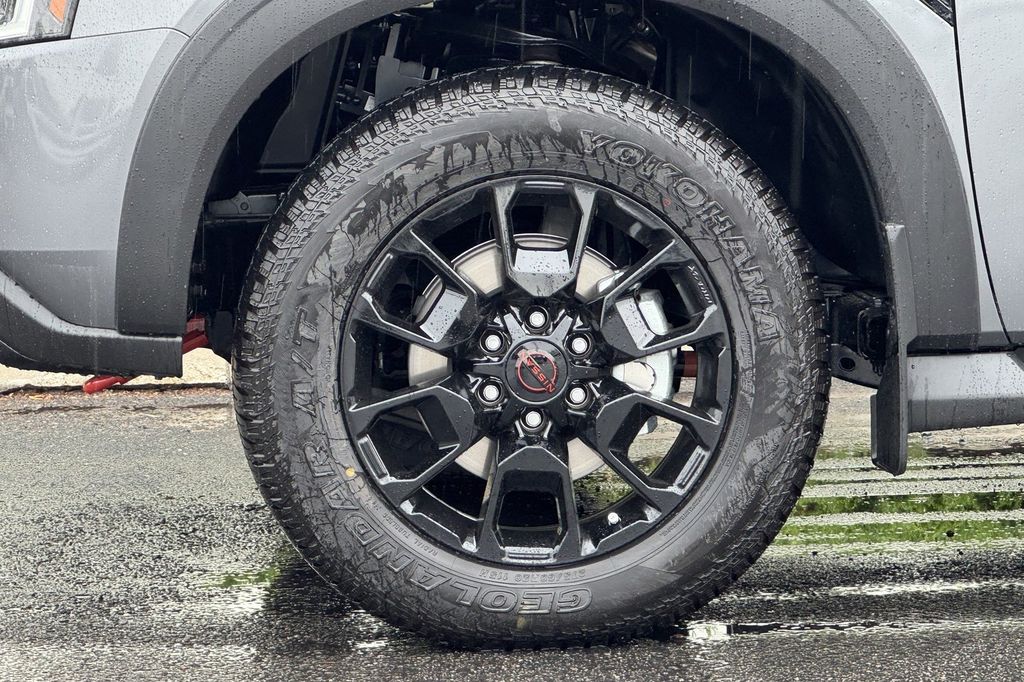 2026 Nissan Armada PRO-4X - Photo 31