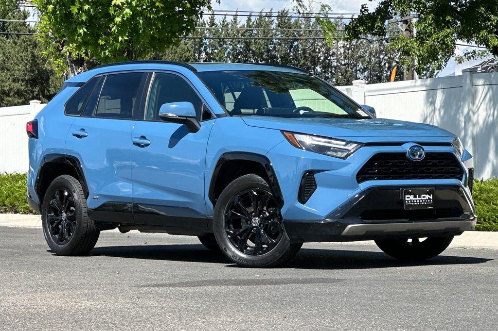 2022 Toyota RAV4 Hybrid SE AWD's photo